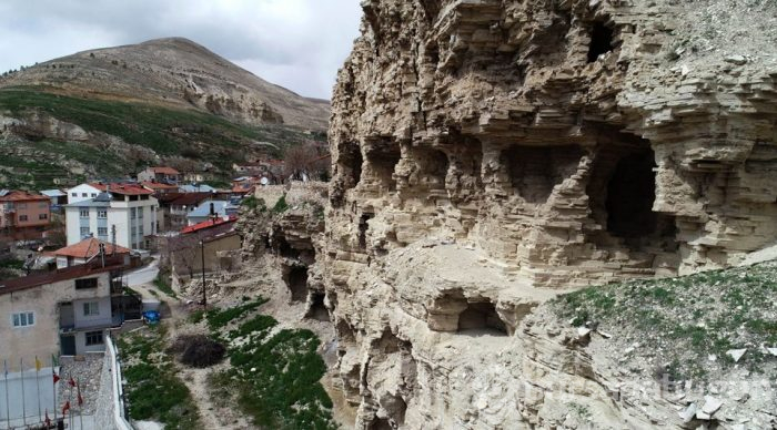 Sivas'taki 4 bin yıllık 'Hitit' evleri hayranlık uyandırıyor