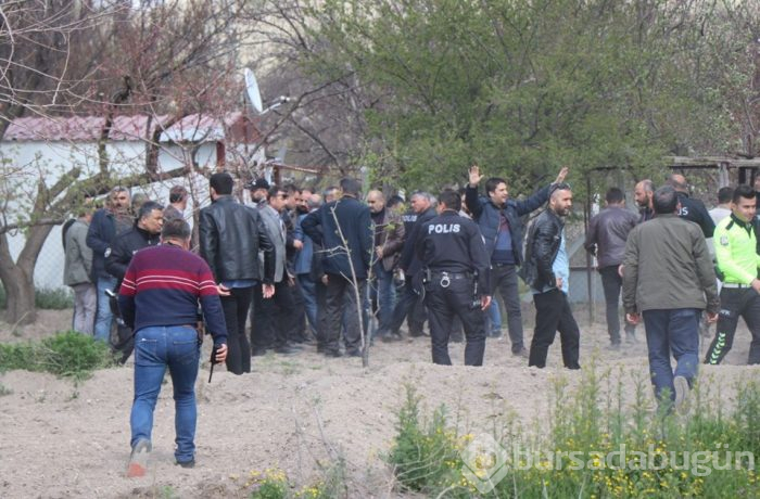  Dur ihtarına uymayan araçtan polise ateş 