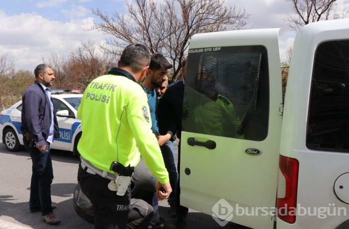  Dur ihtarına uymayan araçtan polise ateş 