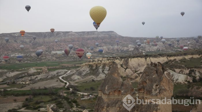 Balonlar, Kapadokya'ya masalsı bir güzellik katıyor

