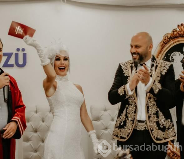  İpek Tanrıyar evlendi! 