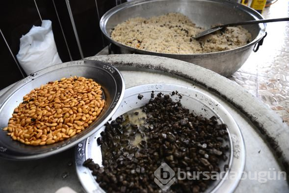  Adana'da aşiret yemeğinde 400 kilo et tüketildi 