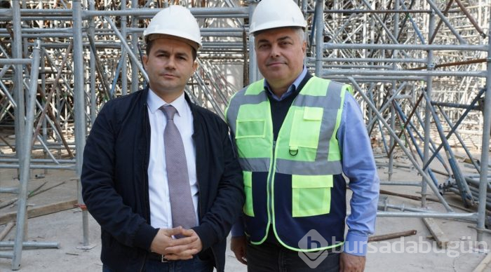 Ege Bölgesi'nin en büyük camisinin yapımı sürüyor
