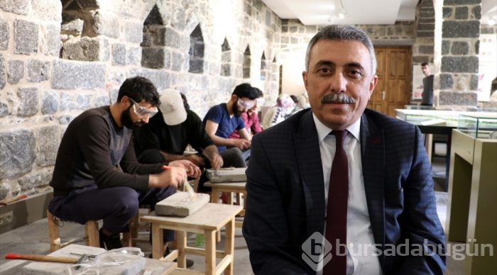 Bazalt, gençlerin elinde sanata dönüşüyor
