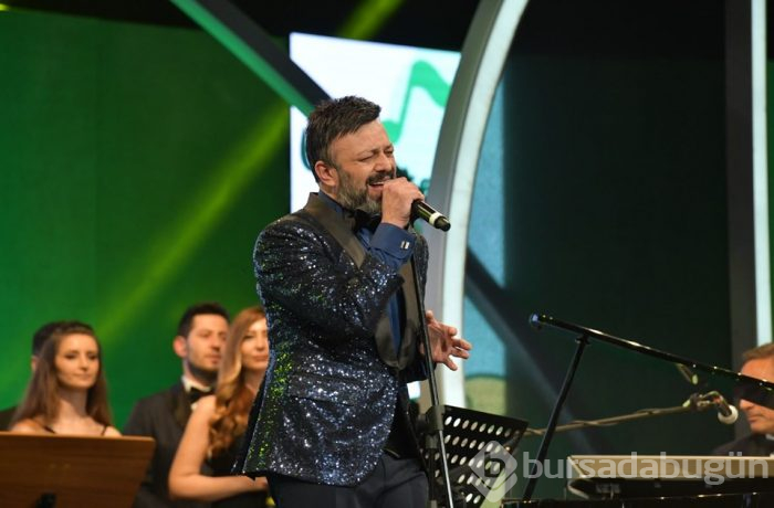  Ünlüler Sezen Aksu şarkılarını çocuklar ve doğa için söyledi 