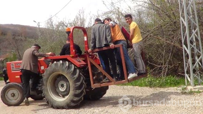 Burada telefonla konuşmak çile! 1 kilometre yürüyüp, su deposuna çıkıyorlar