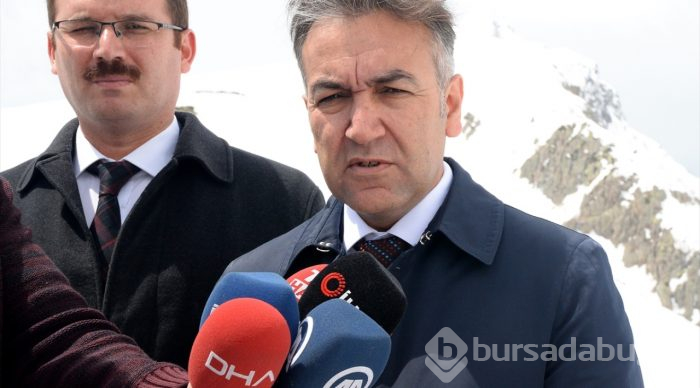  Nemrut Dağı'nda 10 metrelik karla mücadele 