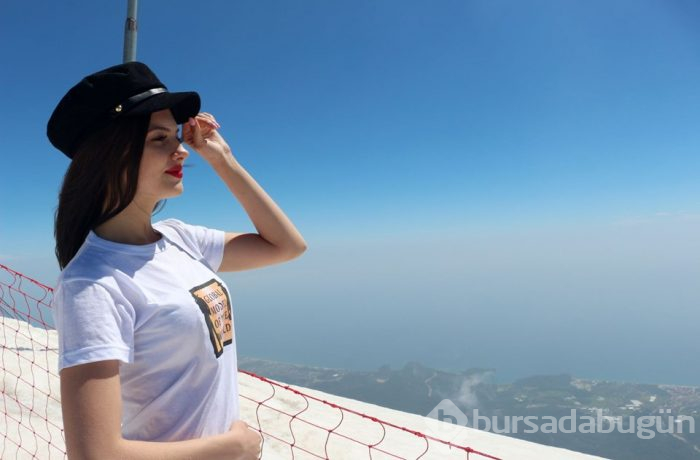 Dünya güzelleri Antalya'yı ısıttı
