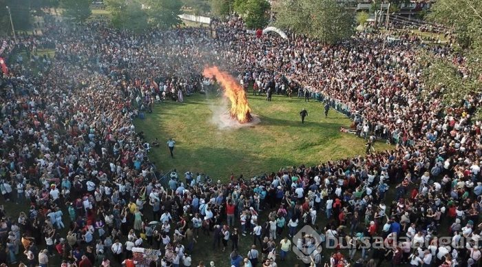  Edirne'de 1400 yıllık 'Kakava ateşi' yandı 