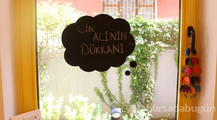 Görme engelli çocuklar için Braille baskılı "Cin Ali" geliyor

