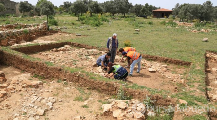 Beçin'deki yeni buluntular 700 yıl öncesine ışık tutuyor
