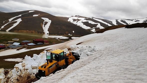  Karadeniz yaylaları yaza hazırlanıyor 