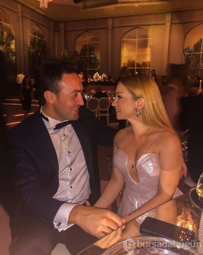  Ece Seçkin nişanlısının hasretine dayanamadı 