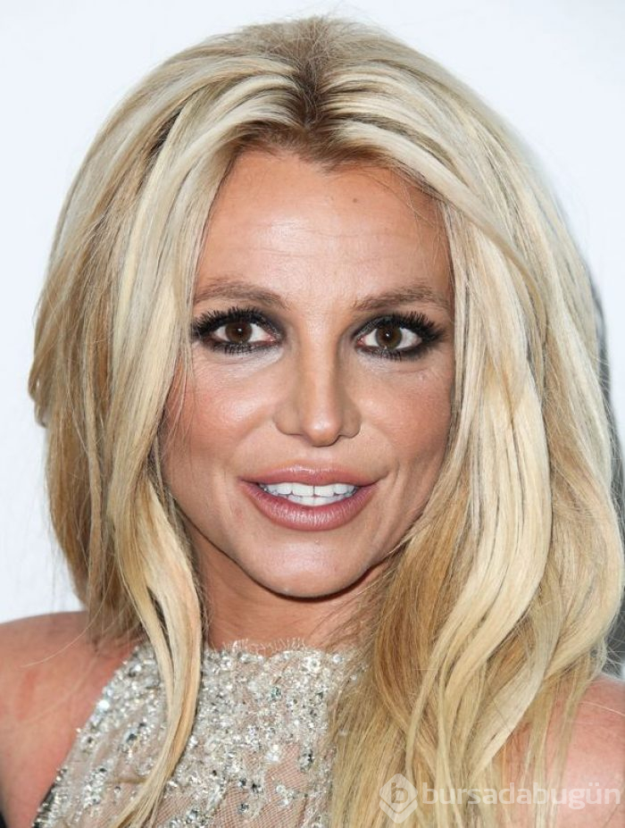  Bu kaçıncı yıkılış: Britney'nin yüzü gülmüyor! 