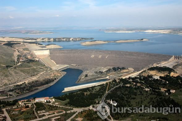  Atatürk Barajı'nda rekor seviye! 2 metre birden yükseldi 