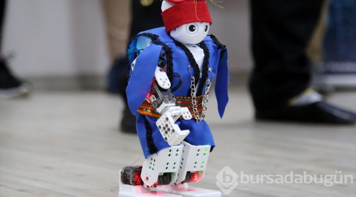 Harmandalı oynayan robot Avrupa finallerine taşıdı
