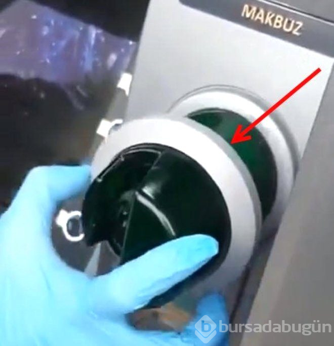 ATM'den Para Çekerken Bunu Görürseniz Dikkat! Başınız Yanabilir