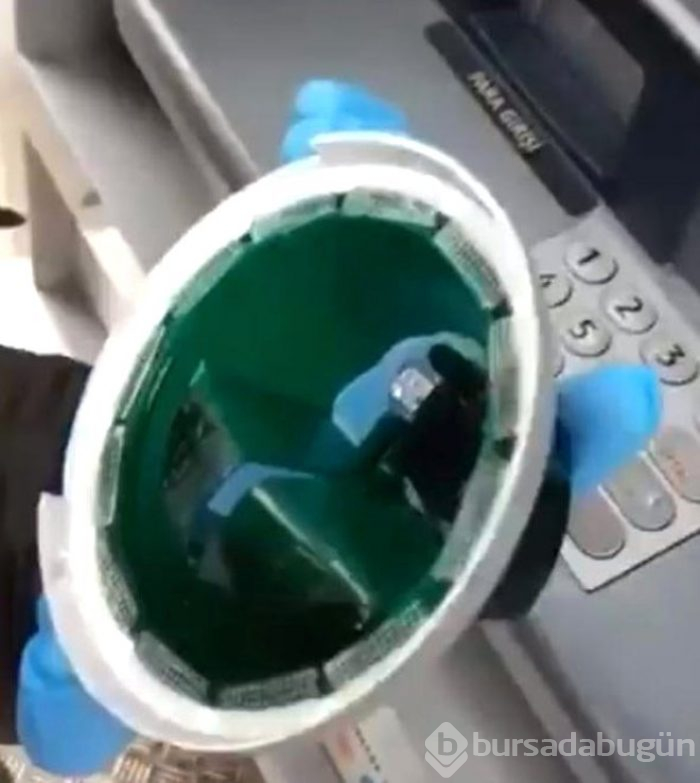 ATM'den Para Çekerken Bunu Görürseniz Dikkat! Başınız Yanabilir
