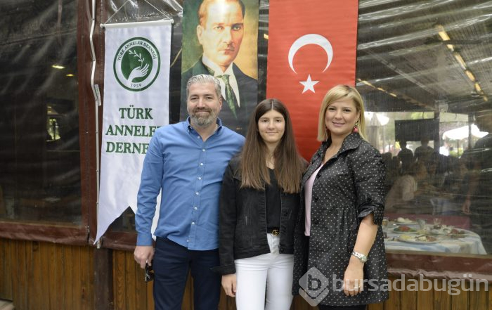 Bursalı anneler kahvaltıda buluştu