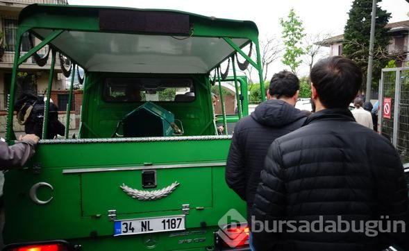 Ekmek Teknesi'nin Vefa Efendi'si Semih Ürgün son yolculuğuna uğurlandı
