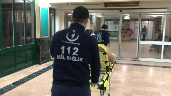 Otomobil, feribottan baraja uçtu
