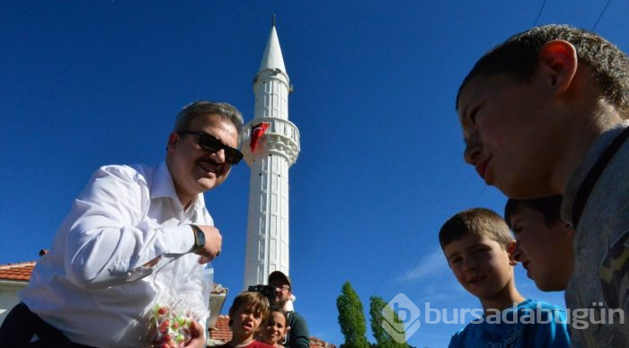 Türkiye, Makedonya Yörüklerini sevindirdi
