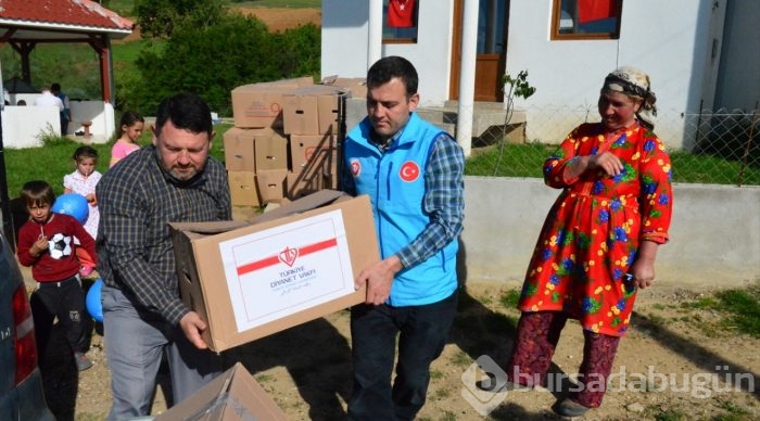 Türkiye, Makedonya Yörüklerini sevindirdi
