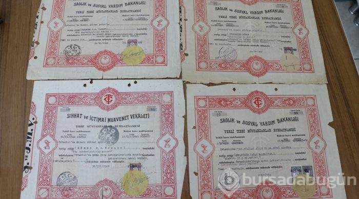 İstanbul'un en yaşlı eczacısı 74 yıldır şifa dağıtıyor
