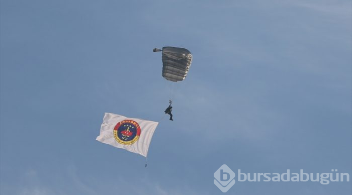 JÖAK timi sıcak hava balonunda atlayış gerçekleştirdi
