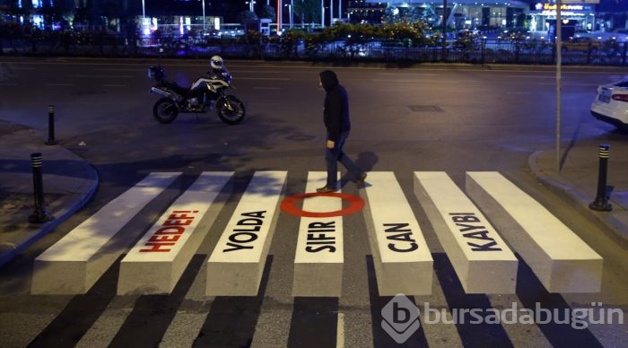 Grafiti sanatçıları İstanbul caddelerinde
