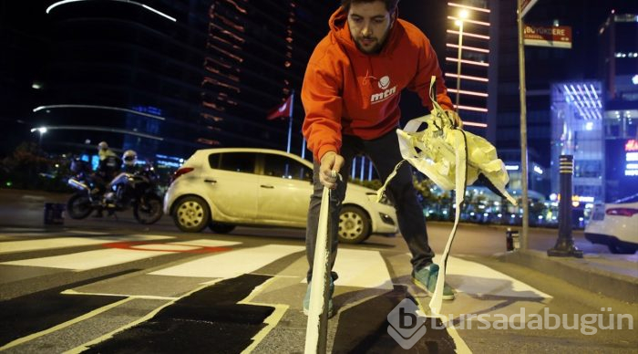 Grafiti sanatçıları İstanbul caddelerinde

