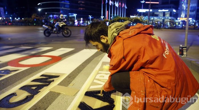 Grafiti sanatçıları İstanbul caddelerinde
