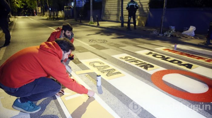 Grafiti sanatçıları İstanbul caddelerinde
