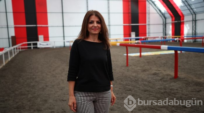 Atlar engellilere terapi oluyor
