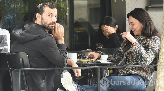 Halle Berry makyajsız yakalandı (Ünlülerin makyajsız halleri)