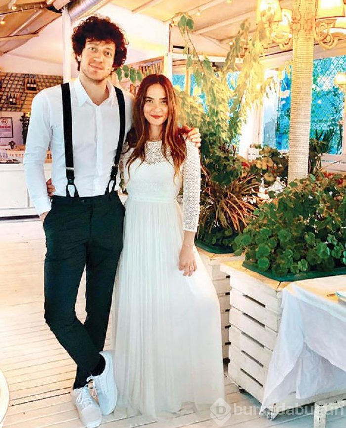 Müge Boz ve Caner Erdeniz Barcelona'da evleniyor
