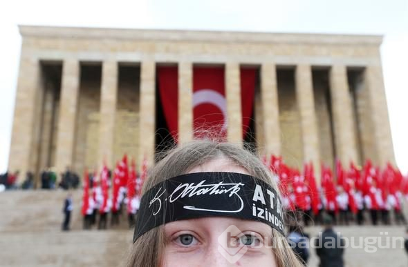 On binlerce kişi Anıtkabir'e akın etti!
