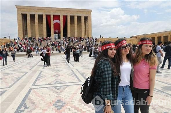 On binlerce kişi Anıtkabir'e akın etti!
