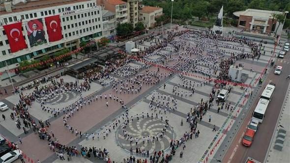 Türkiye'de 100. yıl coşkusu! 