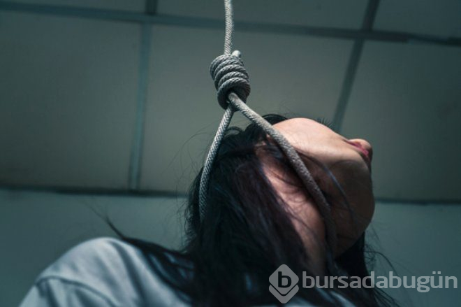 Instagram'da Ölüm Yaşam Anketi Yapan Genç Kız, İntihar Etti