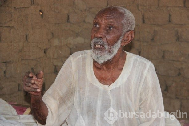 Sudan'a sığınan Eritreliler yalnızca sahurda yemek yiyebiliyor
