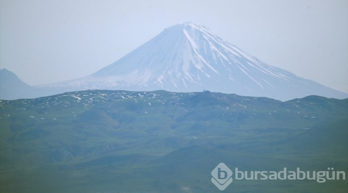 Zirveden doğaya kuş bakışı
