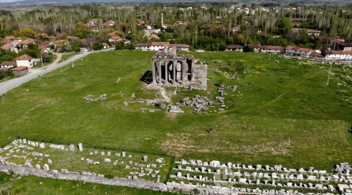 "İkinci Efes"in çarşısı ortaya çıkarılacak
