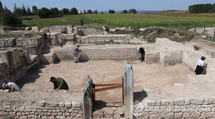 "İkinci Efes"in çarşısı ortaya çıkarılacak
