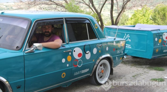 Hurda otomobili "Hacı Mülayim"e dönüştürdü
