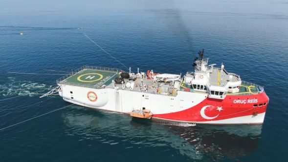 İlk yerli ve milli sismik araştırma gemisi Oruç Reis Marmara'yı karış karış inceliyor
