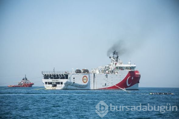 İlk yerli ve milli sismik araştırma gemisi Oruç Reis Marmara'yı karış karış inceliyor
