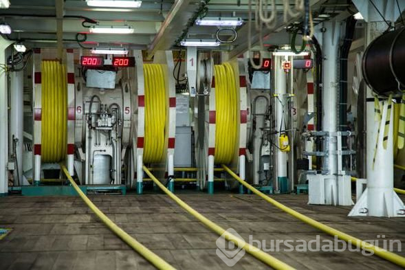 İlk yerli ve milli sismik araştırma gemisi Oruç Reis Marmara'yı karış karış inceliyor
