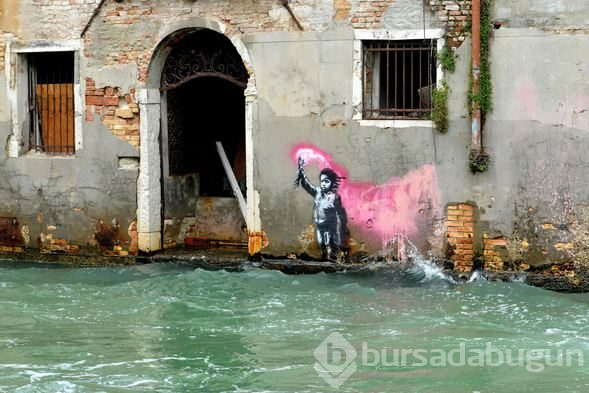 Banksy Venedik'te tezgah açtı
