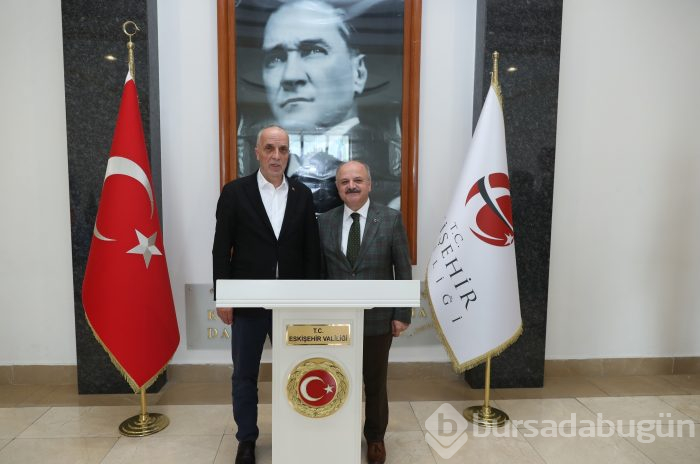 Eski Bakan Çelik ve TÜRK-İŞ Genel Başkanı Atalay Vali Çakacak'ı ziyaret etti
